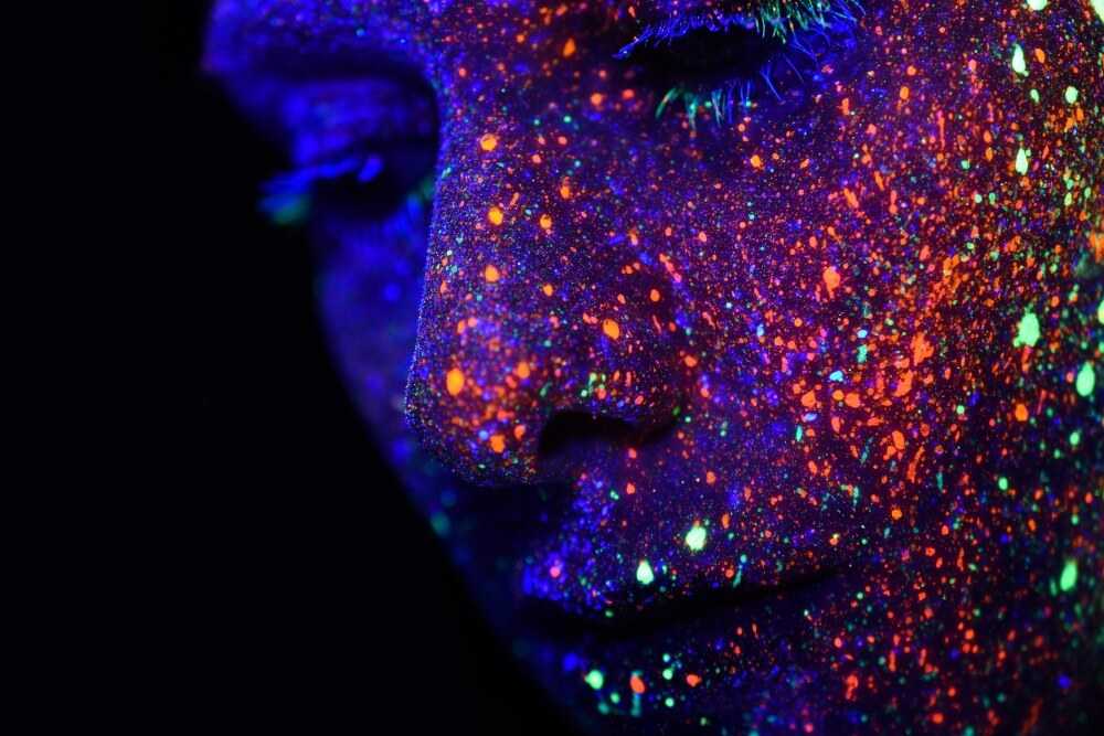 Photographie UV/lumière noire – Comment donner vie aux photos colorées?