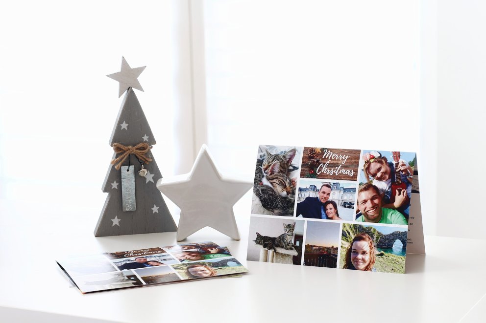Uberraschen Sie Ihre Liebsten Mit Weihnachtskarten Aus Den Highlights Ihres Jahres Oder Schreiben Sie 24 Eigene Postkarten Mit Liebem Gruss Im Advent Ifolor