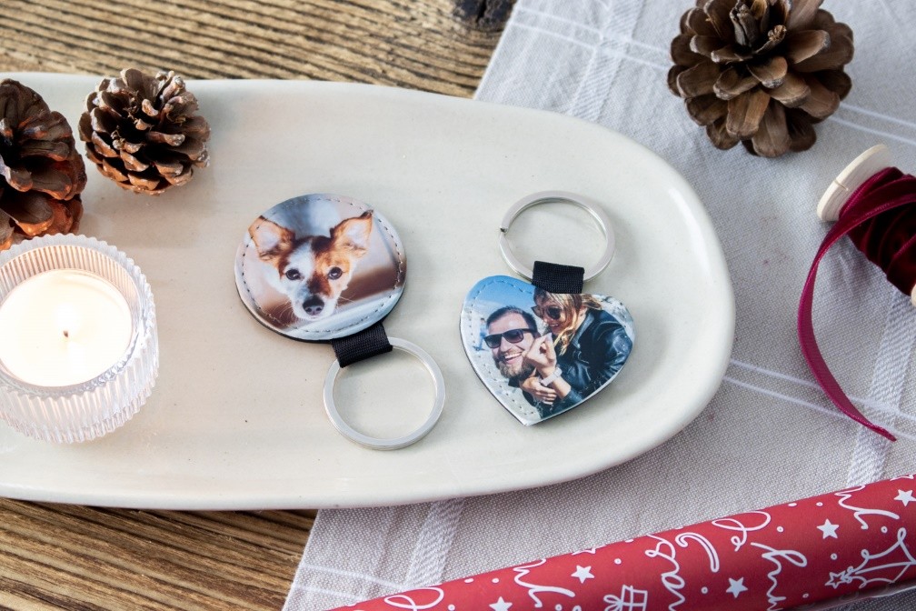 An individually designed Photo Key Chain as a last-minute Christmas present. An individually designed Photo Key Chain as a last-minute Christmas present.