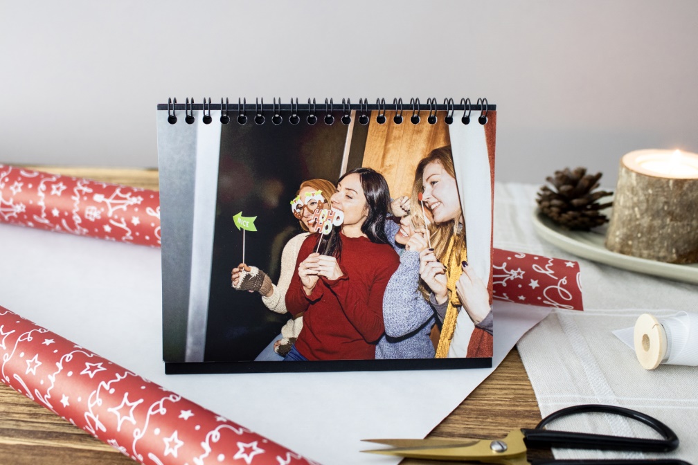 An ifolor Photo Flip is a great decorative Christmas present. An ifolor Photo Flip is a great decorative Christmas present.